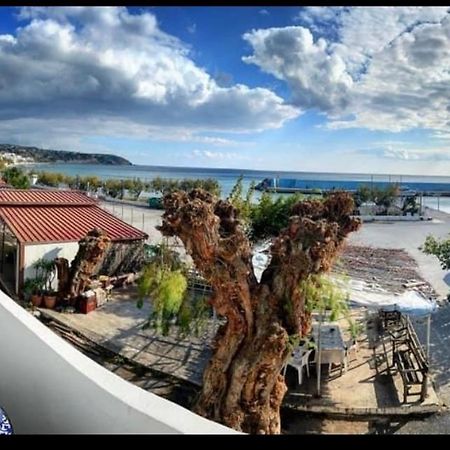 Seaview Apartment Tsoutsouros  Luaran gambar